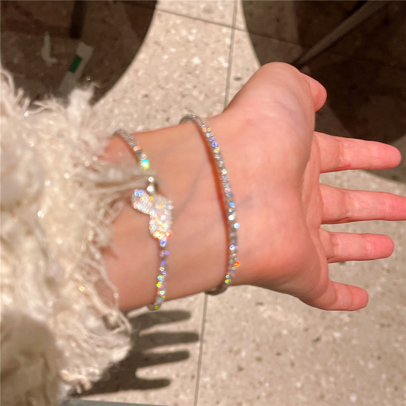 Small and sparkling two small love bracelet simple commuter style Internet-style design jewelry women's jewelry