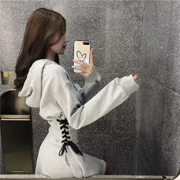 绑带收腰连帽长袖连衣裙女春秋中长款卫衣裙2025新款复古甜酷短裙|undefined