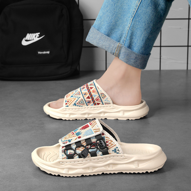 Zapatos de hombre invierno 2025 nuevo nicho Zhongshan impresión conchas zapatos planos deportivos casuales zapatos de moda versátiles