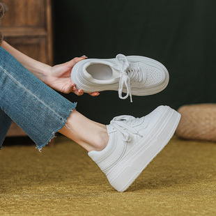 0233-3A hidden height-increasing thick-soled white shoes women's 2024 Chanel style spring and autumn all-matching casual sports Board Shoes
