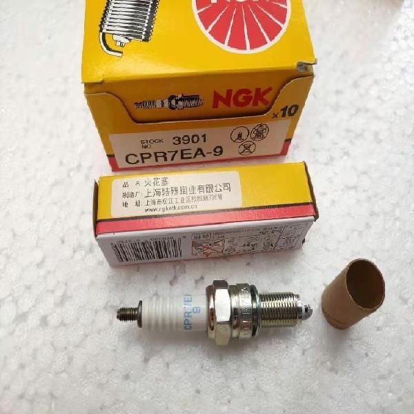 Genuine Ngk Spark Plug Cpr6Ea-9 Cpr7Ea-9 Cpr8Ea-9 Motorcycle Spark Plug