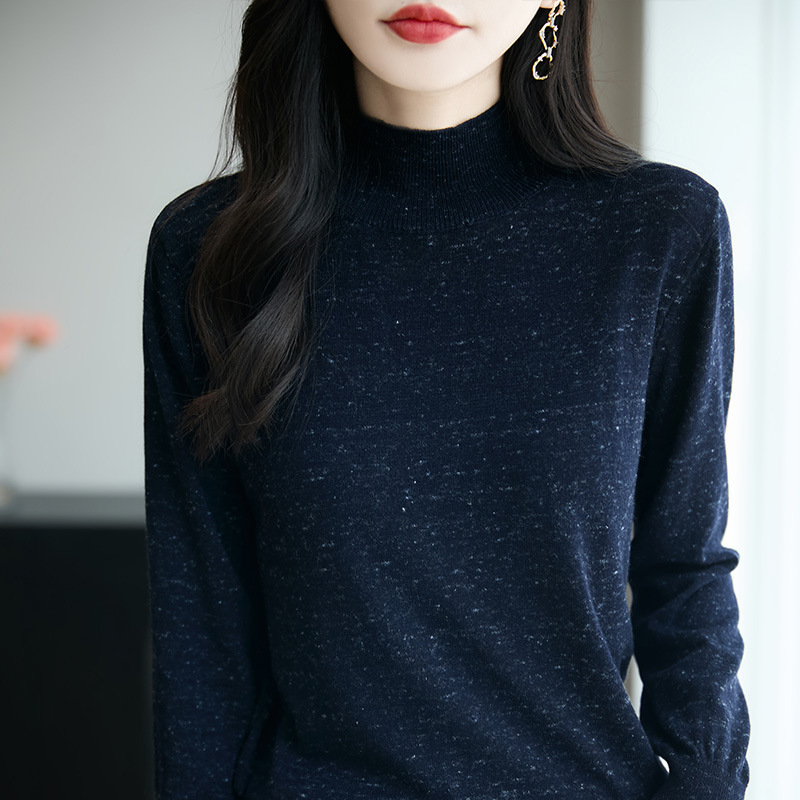 Early Autumn 2025 New Fine-Spun Wool Half Turtleneck Knitwear Long-Sleeved Women's Cloud Yarn Loose Bottoming Shirt Top