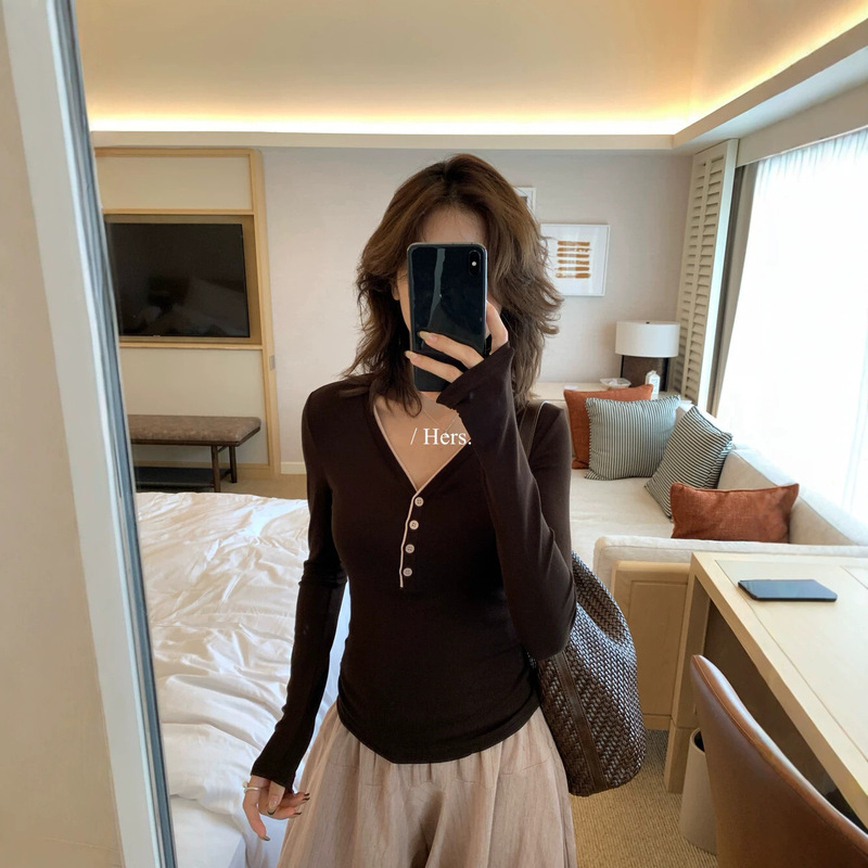 Hers New Autumn Korean Style Simple Versatile Slimming Color Block V-Neck Long Sleeve T-Shirt for Women 66639 Hers New Autumn Korean Style Simple Versatile Slimming Color Block V-Neck Long Sleeve T-Shirt for Women 66639