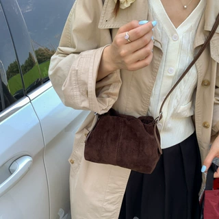 跨境潮流轻奢小众慵懒风绒面手提云朵包包女2025新款单肩包斜挎包
