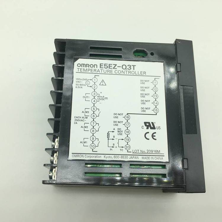 Omron Thermostat Temperature Control Instrument E5Cs-R1Kjx E5Cs-R1Kjx-F E5Cs-R1P