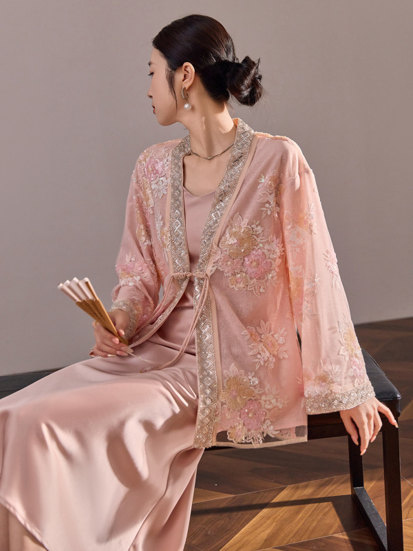 早秋新款重工钉珠刺绣新中式上衣女高端亮片开衫国风外套 N3092|undefined