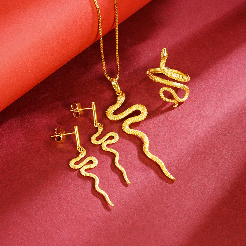 Gufa Sha Gold Zodiac Serpente Personalidad Joyas Collar pendientes de orejas Anillo de la mujer doblado Año de la Serpente Accesorios versátiles