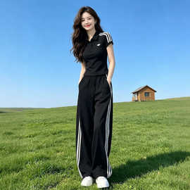 三条杠运动休闲套装女夏2026新款减龄显瘦polo领短袖阔腿裤两件套