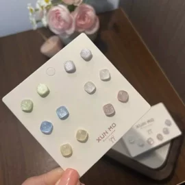 耳钉;项链;戒指