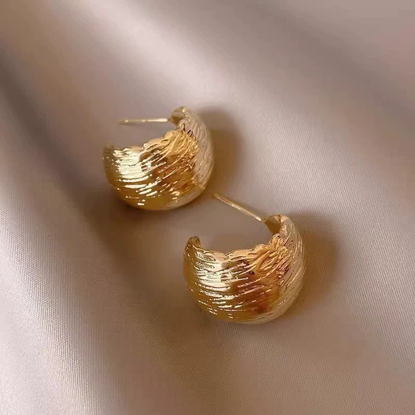 38-golden wrinkle earrings