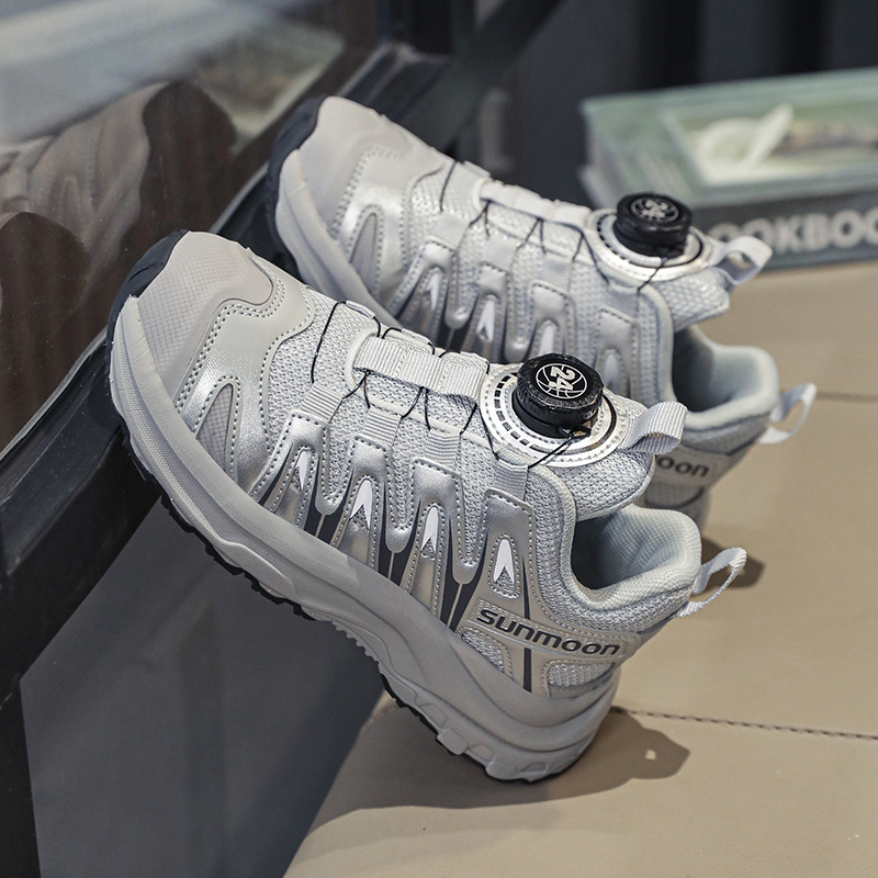 Zapatos de papá para niños Otoño 2025 Nuevos zapatos para niños Calzado deportivo Niños de mediana edad Niños corriendo Suela suave Primavera y otoño Tendencia