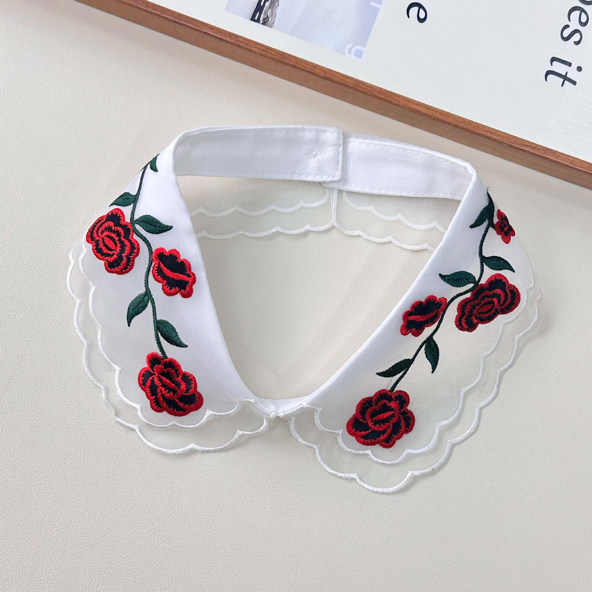 Cuello de gasa bordado Cuello de muñeca simétrico de doble capa a juego Ropa para niños Ropa de mujer Accesorios de ropa de todo fósforo Encaje bordado