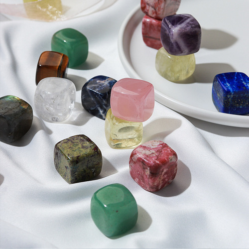 Natural crystal raw stone ice cubes chilled whiskey red wine gemstone quick-frozen ice cubes ice tartar gravel set combination