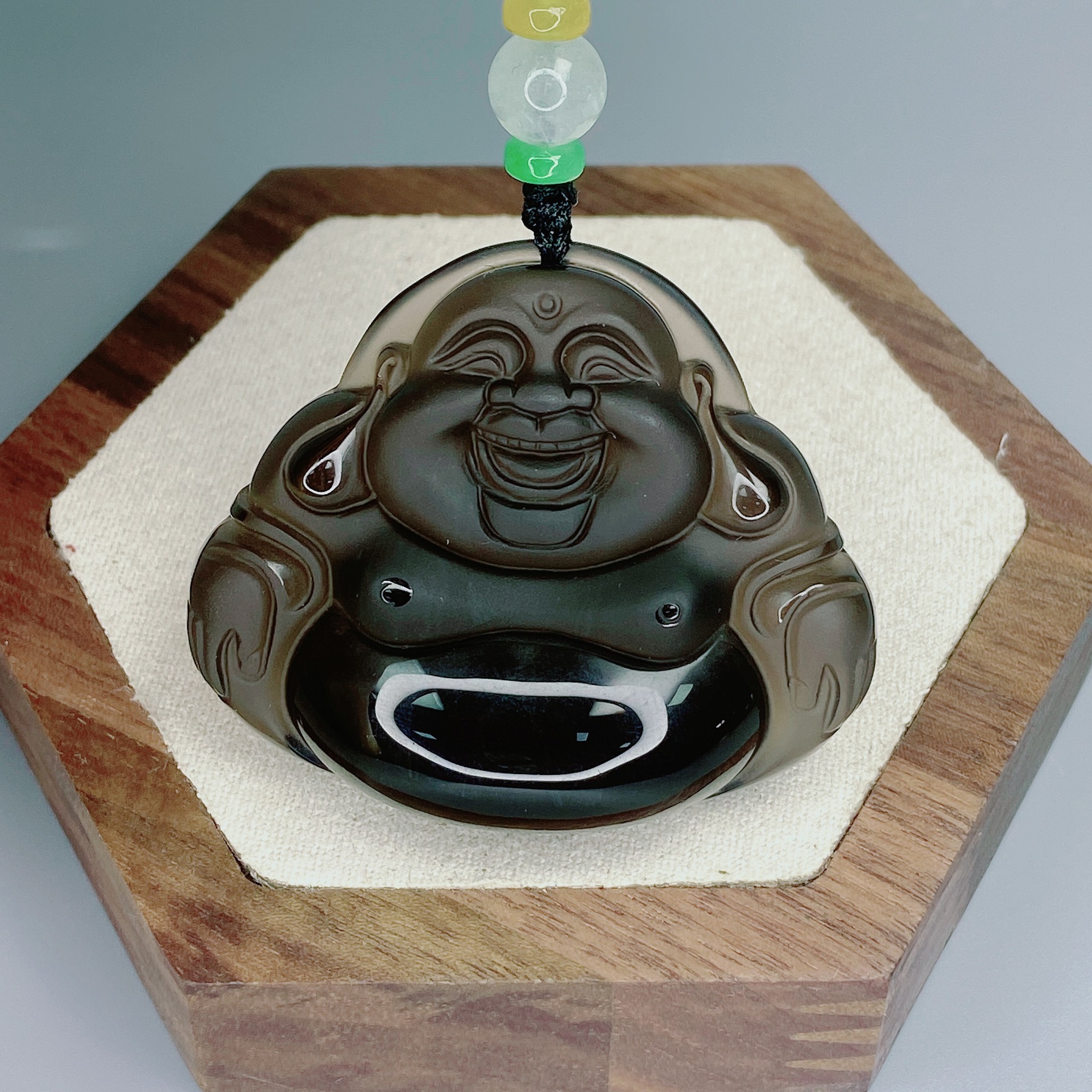 천연 얼음 흑요석 배 앉아 MAITREYA 남성 펜던트 패션 분위기 펜던트 도매 남성과 여성