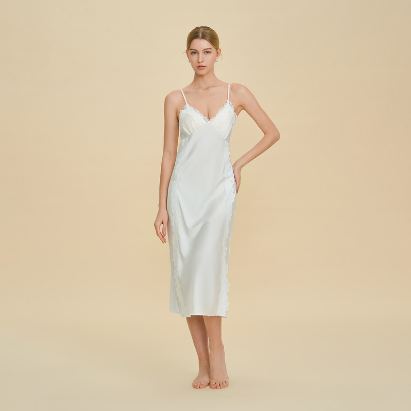 Customized Nightgown with Straps, Light Luxury Hip-Hugging Gown with Feathers, Custom-Made Imitation Acetate Nightgown, Bridesmaid Gift, Direct from the Factory Customized Nightgown with Straps, Light Luxury Hip-Hugging Gown with Feathers, Custom-Made Imitation Acetate Nightgown, Bridesmaid Gift, Direct from the Factory