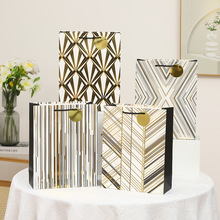 白卡纸袋服装包装袋 糖果礼物手提纸袋 烫金斜条纹纸质手提礼品袋