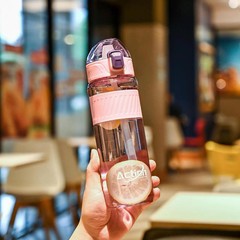 ins high-looking straw water cup anti-scalding with scale female pregnant women adult children school sports plastic cup