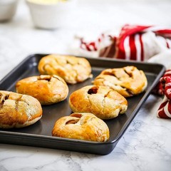 2F英國蛋糕卷不沾烤盤牛軋糖雪花酥烘烤肉盆點心盤揉面墊晾網冷卻