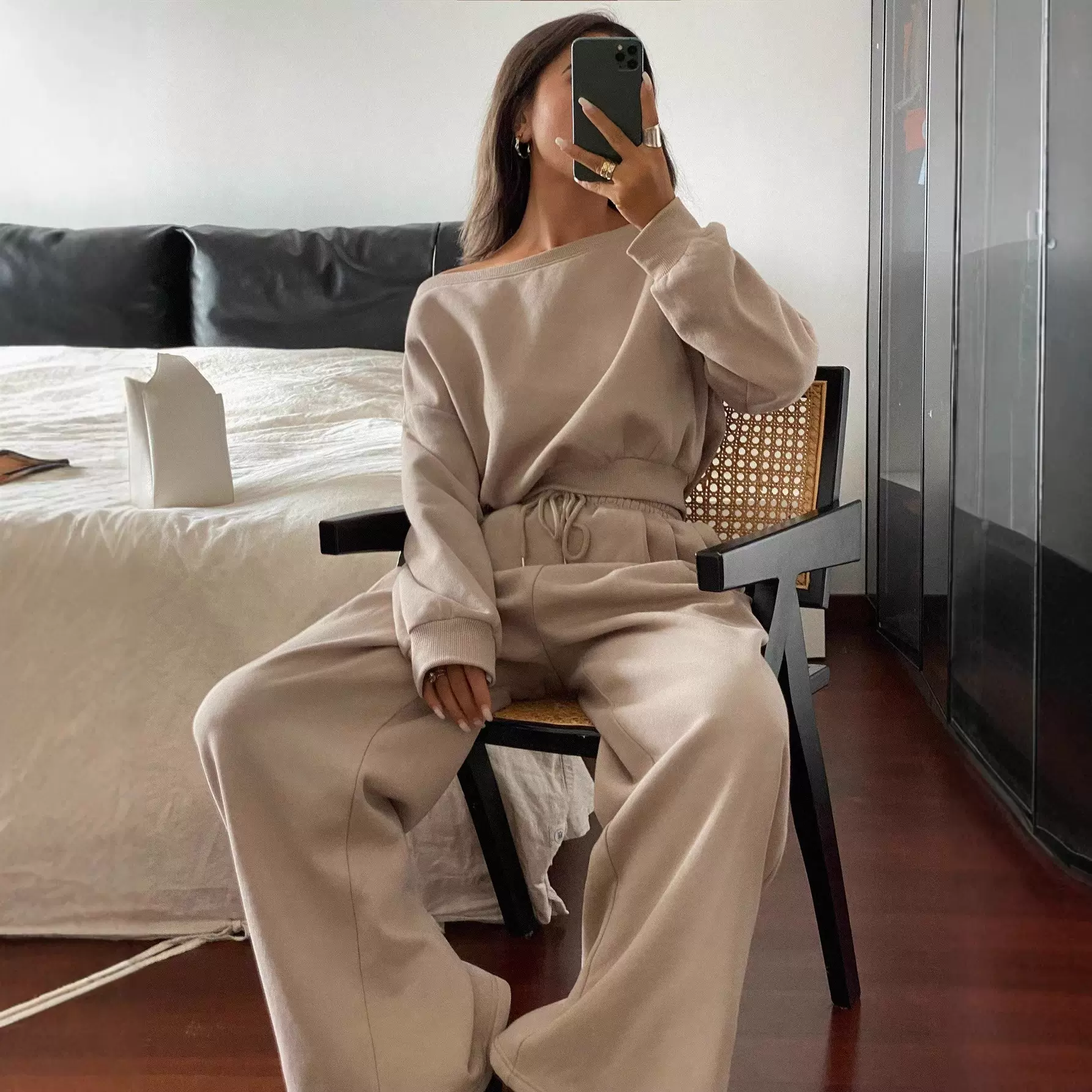 2025欧美跨境时尚运动服套装女秋冬季宽松减龄气质卫衣休闲两件套