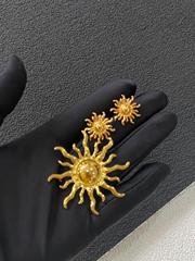 法式胸針2021年新款潮厚鍍18K真金大衣別針太陽元素耳釘精緻日韓