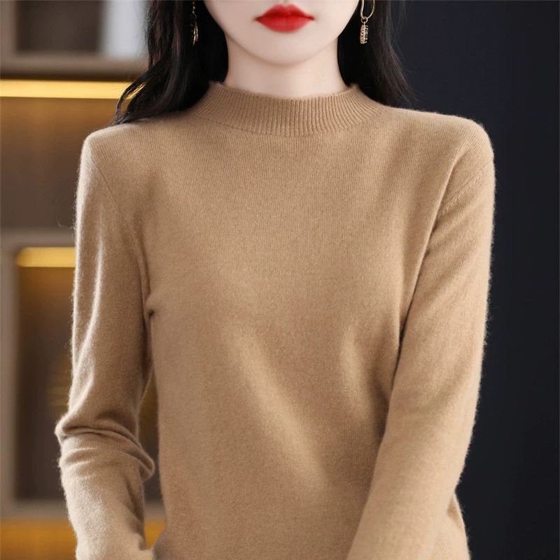 Knitted sweater, western style