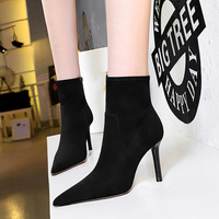 1619-1 Fashion Sexy Night Club Slim Suede Side Zipper Pointed Winter Short Boots for Women