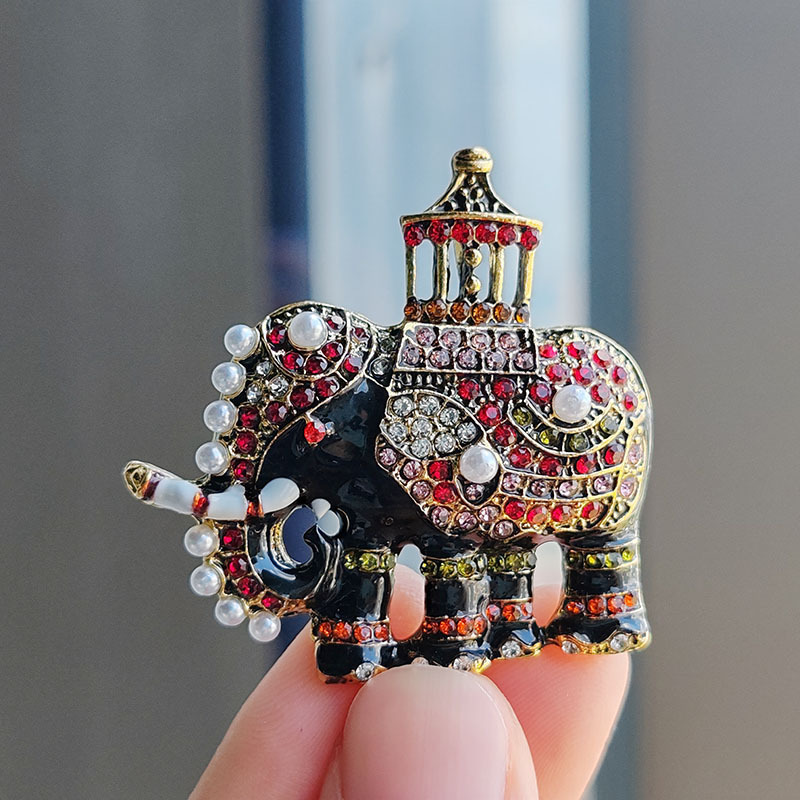 Estilo de moda de esmalte elefante broche animal anti-luz damas broche atmósfera nuevo hombre traje accesorios broche image 4