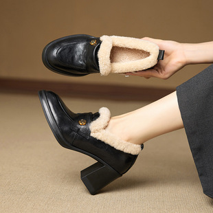 �߸�Ь2026�����¿�ŮЬɽ�軨����Ь�ָ��߸�СƤЬ�Ӻ�ëë��Ь