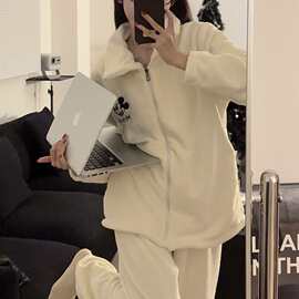 2025秋冬季新款德绒可爱女睡衣家居服