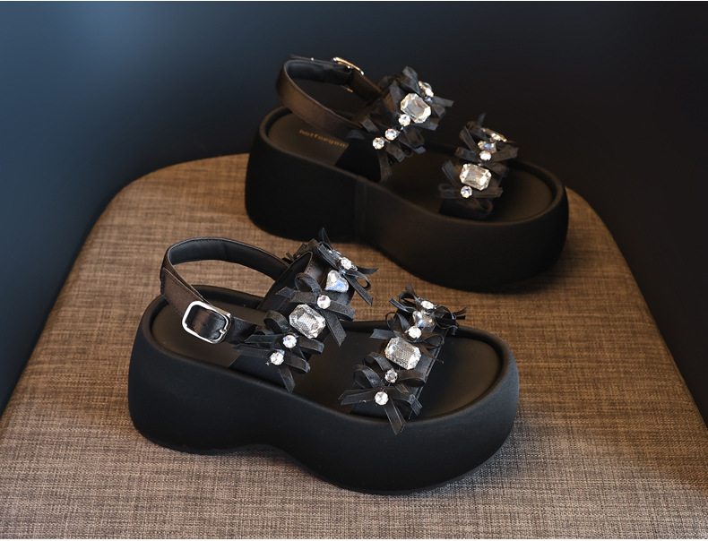 Sandal nữ đế bánh xốp đính đá phối váy thời trang mùa hè 2025 — Màu đen, Màu xám bạc chi tiết 5