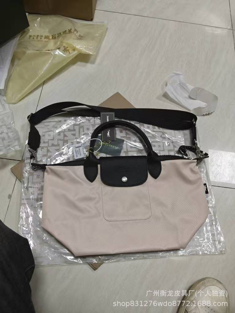 トップドラゴンシャンバッグ エナジーツイル ドラゴンシャンクロスボディポータブル餃子バッグ ショートハンドル 多用途 大容量 ナイロンバッグ