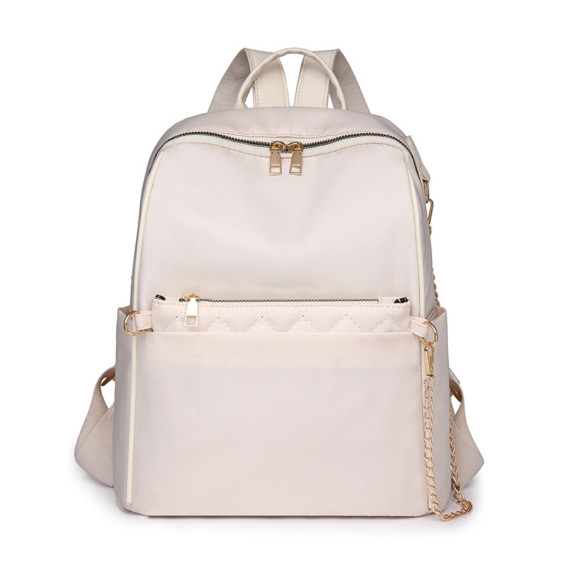 2024 otoño nueva cadena de moda para mujer mochila de nailon simple y versátil mochila de viaje ligera al aire libre marea