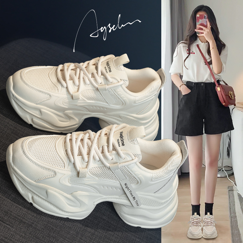 Zapatos de primavera y verano de la mujer 2025 primavera y verano de moda zapatos blancos de suela gruesa pequeños zapatos deportivos para correr