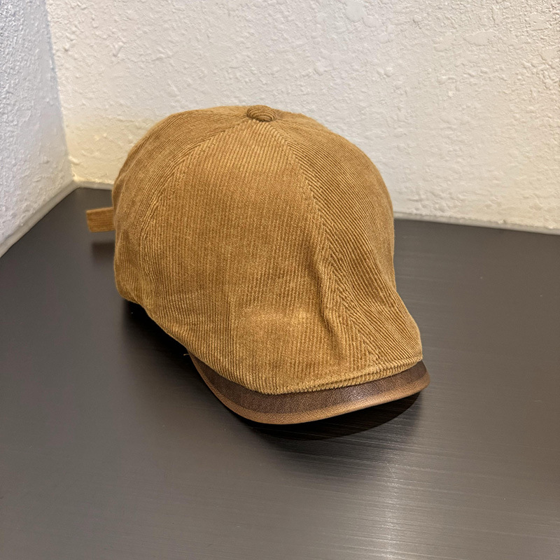 Hong Kong estilo de calles retro clásico sólido sombrero hacia adelante para hombres y mujeres invierno de otoño y boina de terciopelo versátil muestra cara pequeña