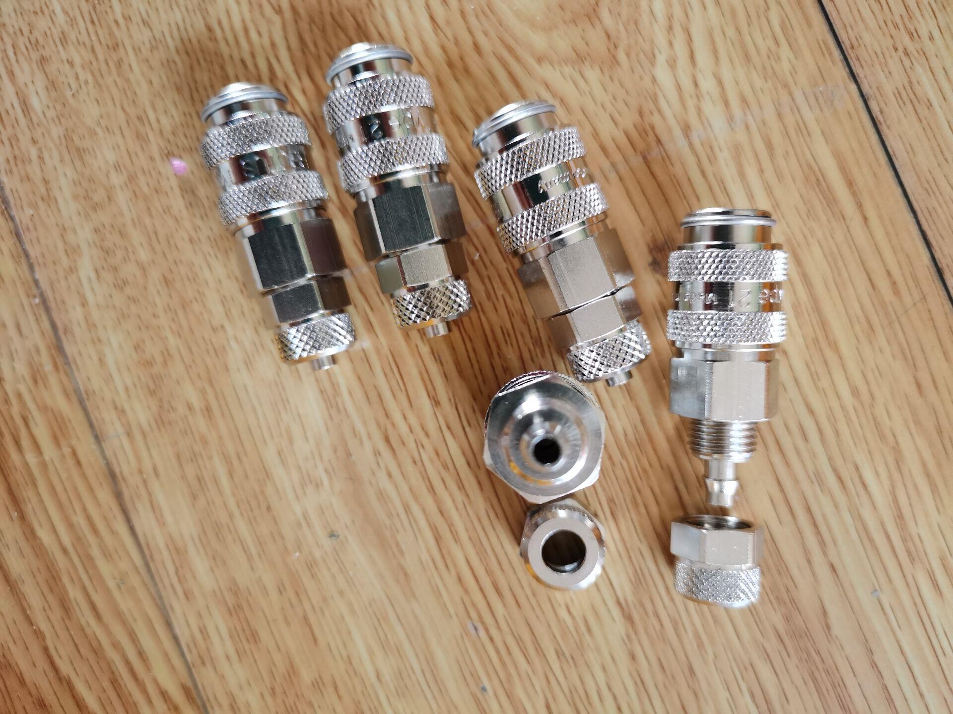 21KBKS06MPN RECTUS接头 21KB KS06 MPN 穿板螺套插4X6mm管利达时