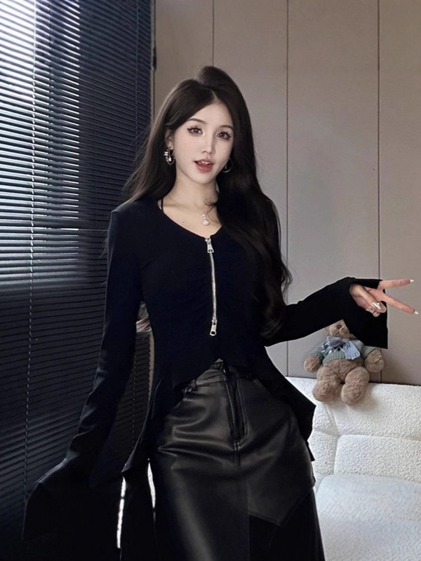 韩系辣妹v领不规则长袖t恤女秋季设计感小众修身显瘦别致短款上衣|undefined