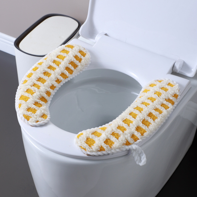 家庭用滑り止めトイレはぬいぐるみを貼って冬に保温して水洗いできる|undefined