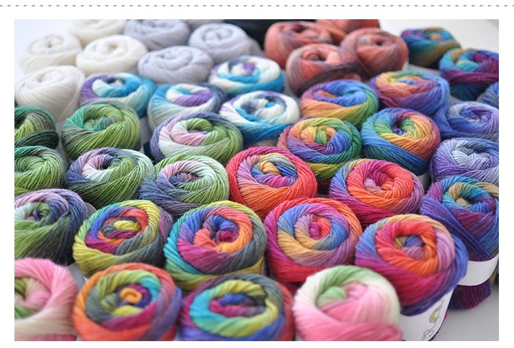Description Picture 6 of item4*50g=200grams 100% Wool Yarn Rainbow Color for Hand Knitting Crochet Plush Thickness Lanas Thread DIY Soft Scarf Shawl Sweater