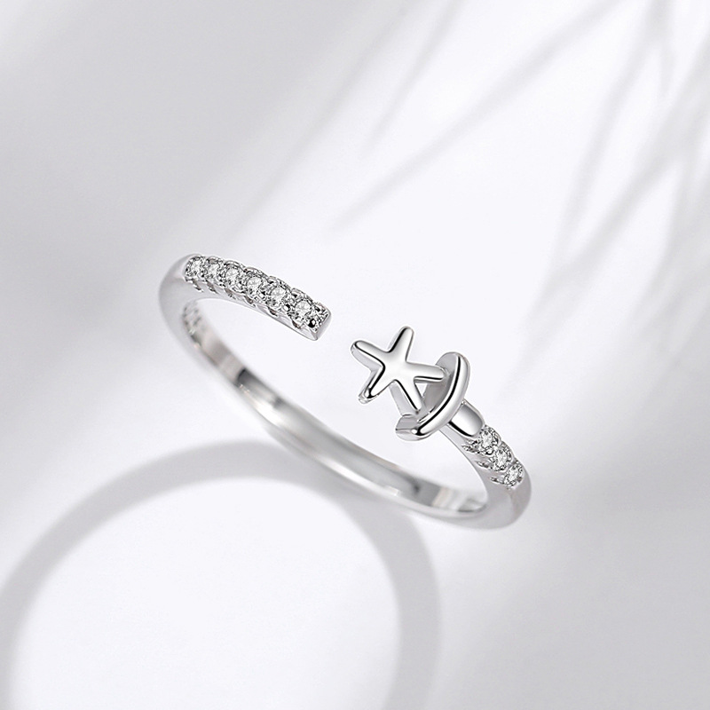 S925 Estrella de plata esterlina anillo femenino japonés y coreano diamante estrella de cinco puntas sonrisa coreano anillo único viento frío boca abierta diseño sentido