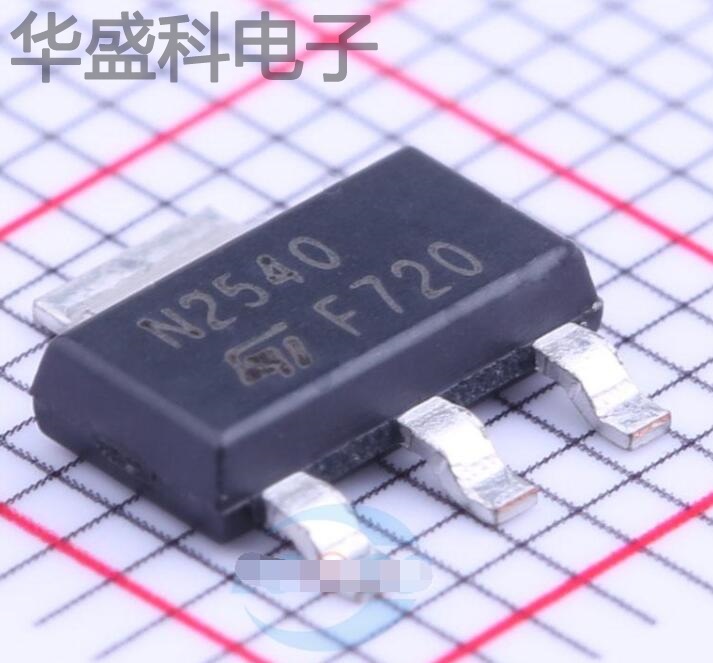 2STN2540 封装 SOT-223 三管