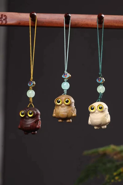 65.【Mobile phone chain】Minion