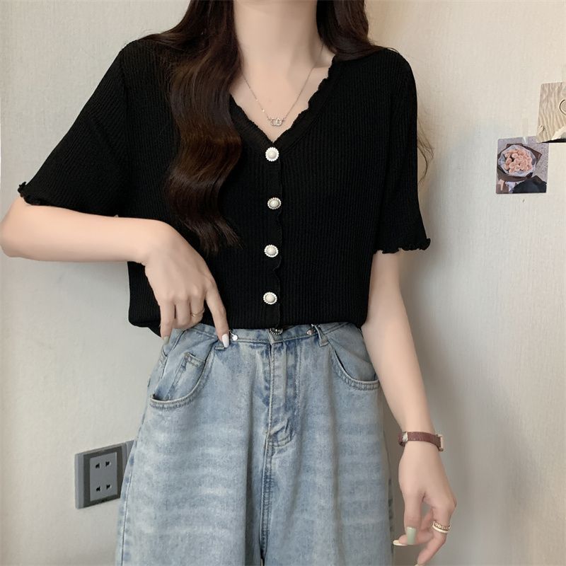 검은색