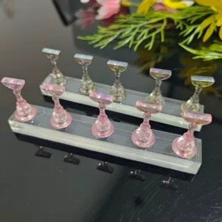 美甲甲托棋子透明底座展示架强磁穿戴甲吸猫眼幻彩塑料棋子甲片托