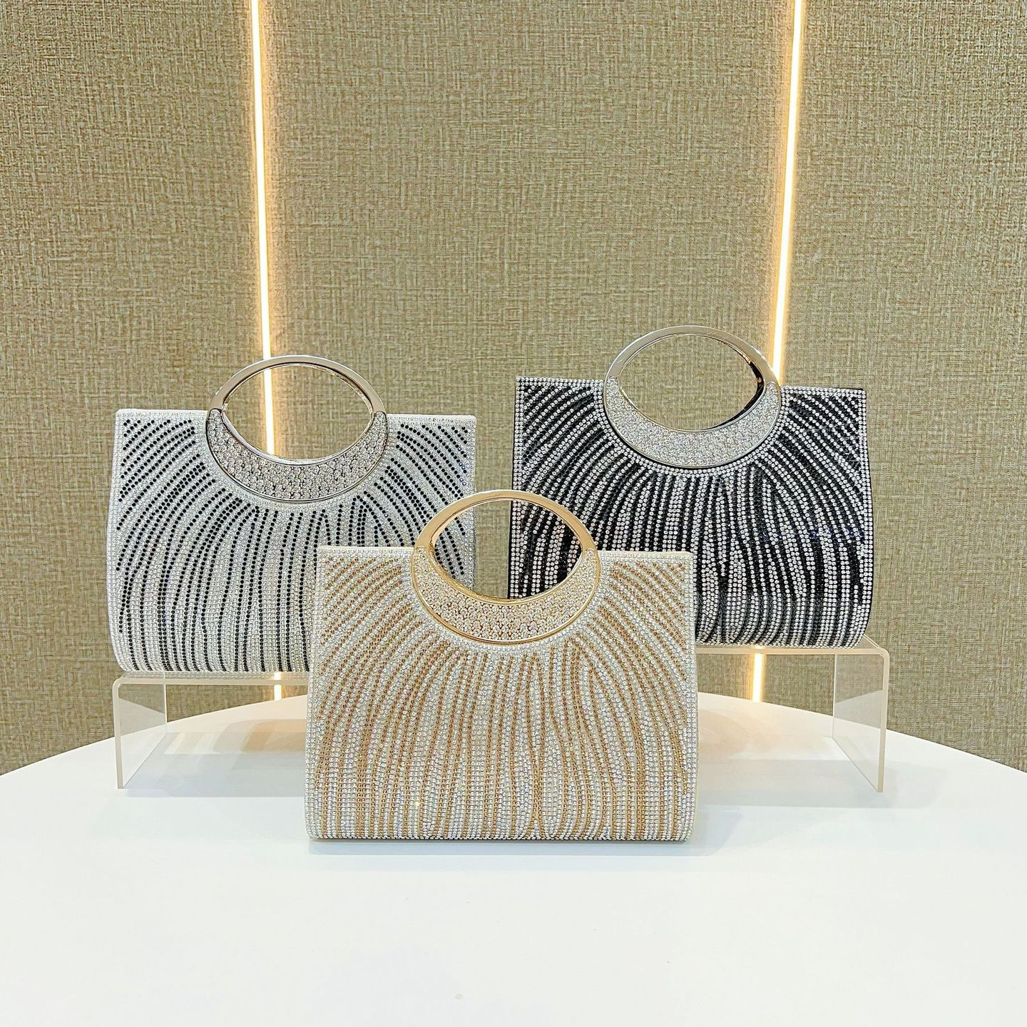 Shiny Rhinestone Evening Handbag For Wedding And Bridesmaid Bag_voghion.com