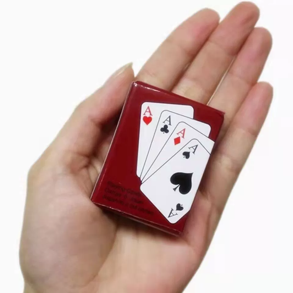 Маленькие милые игральные карты для путешествий, настольная игра