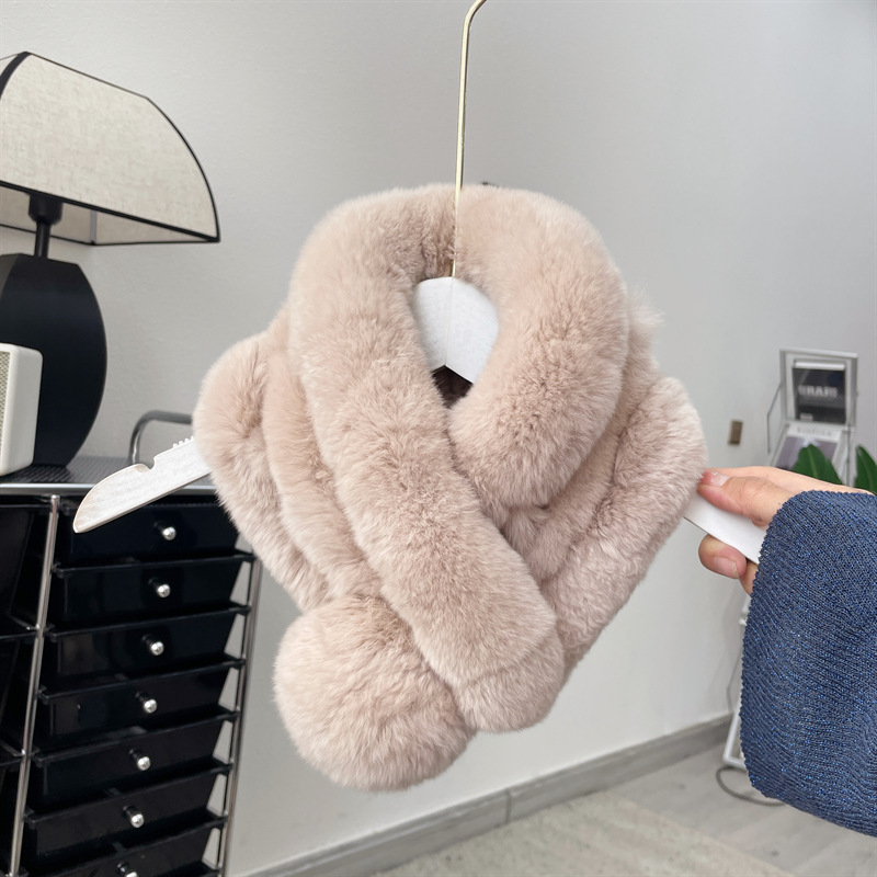 Écharpe en fourrure de renard avec pompons - étole en lapin douce_voghion.com