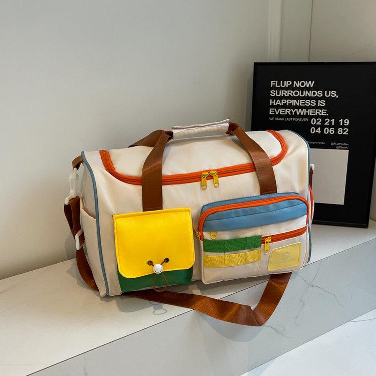 Capacious sports sports bag