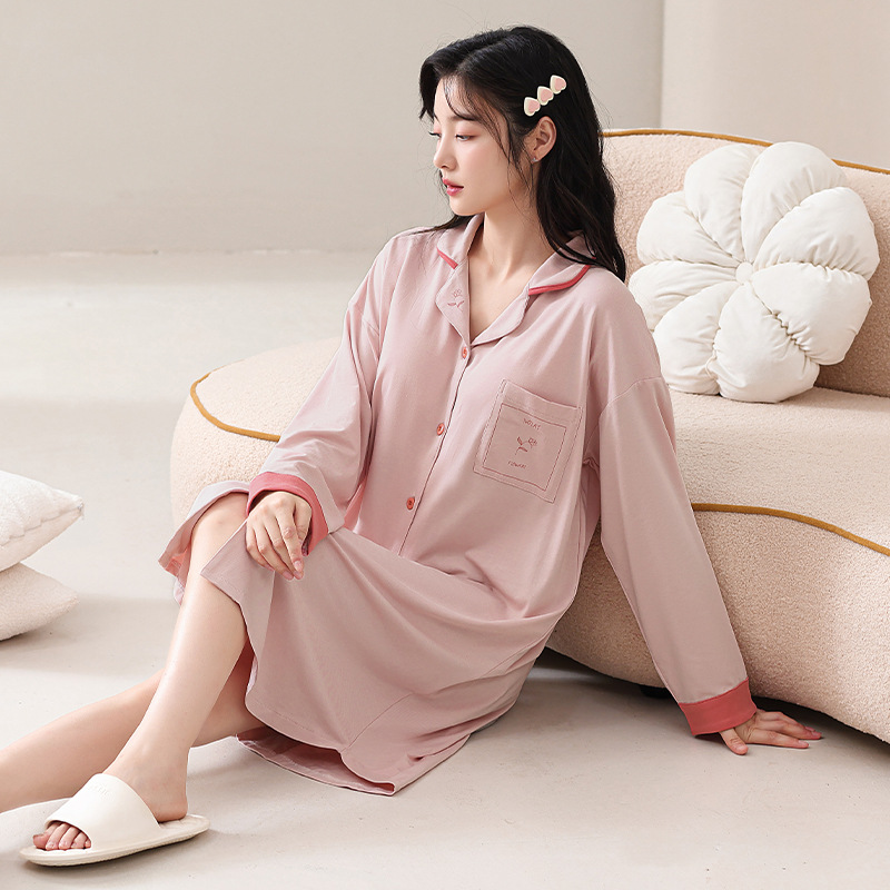 봄 가을 겨울 새로운 시원한 면화 풀 프레임 긴 소매 단색 배달을 기다리고 임산부의 잠옷을 편안한 레저 홈 밖에서 입을 수 있습니다