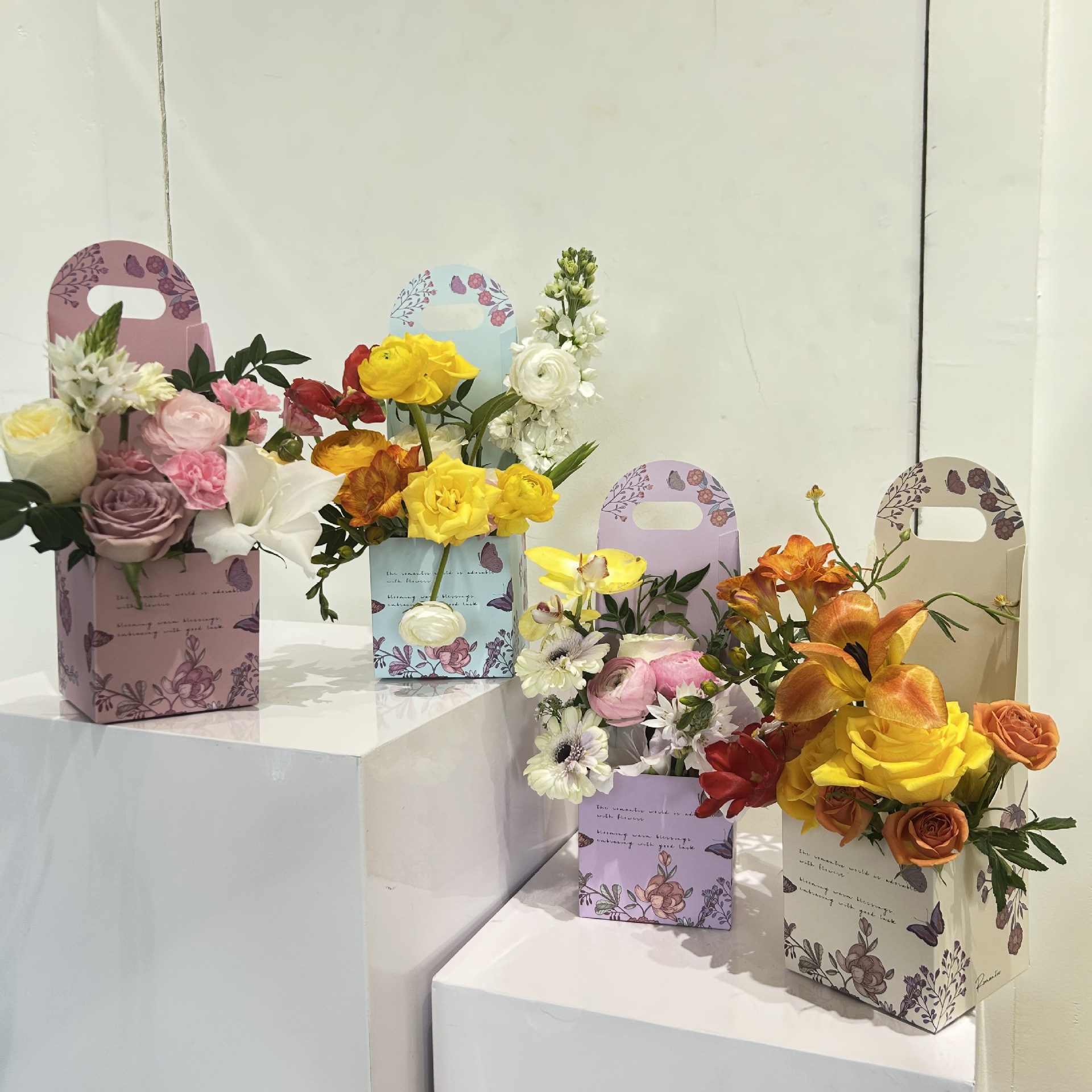 圣诞节鲜花礼盒花束包装袋插花盒纸质花篮花包装袋手提鲜花袋