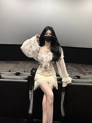 温柔不规则蕾丝半身裙套装女2025春秋爆款荷叶领衬衫半裙两件套装